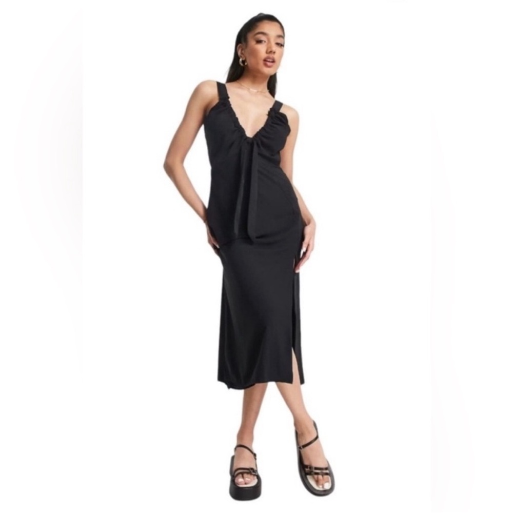 Abercrombie & Fitch Cinch-Front Slip Midi Dress in black
